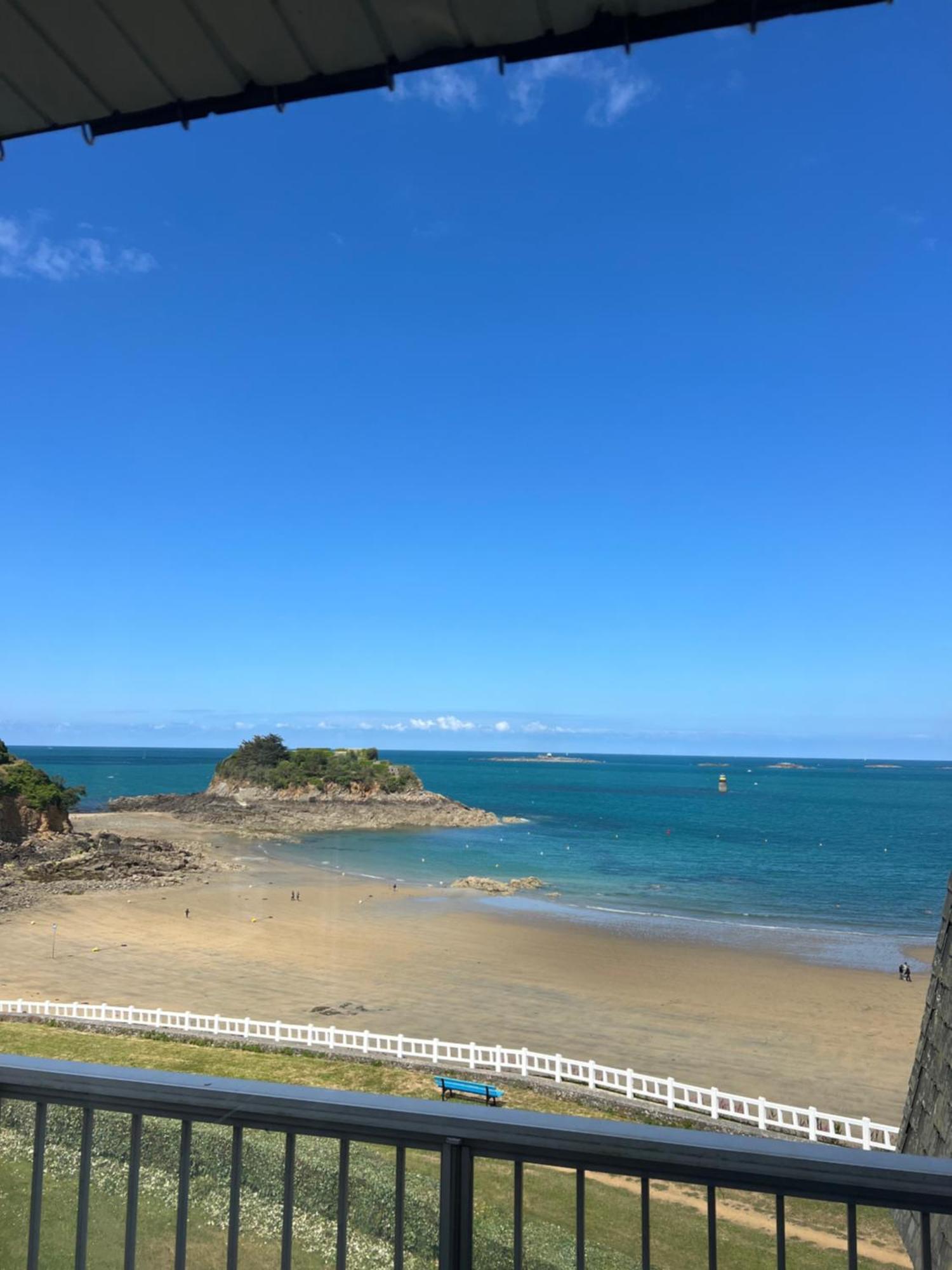 Appartement Pied Dans L'Eau - La Comtesse Saint-Quay-Portrieux Exterior foto