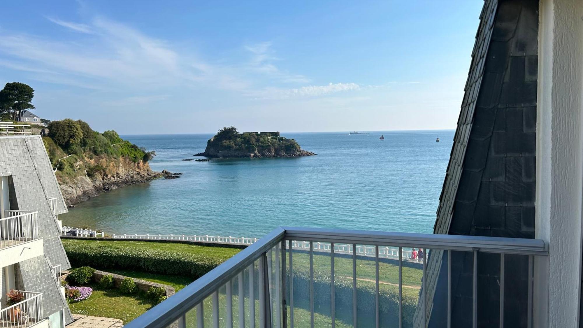 Appartement Pied Dans L'Eau - La Comtesse Saint-Quay-Portrieux Exterior foto